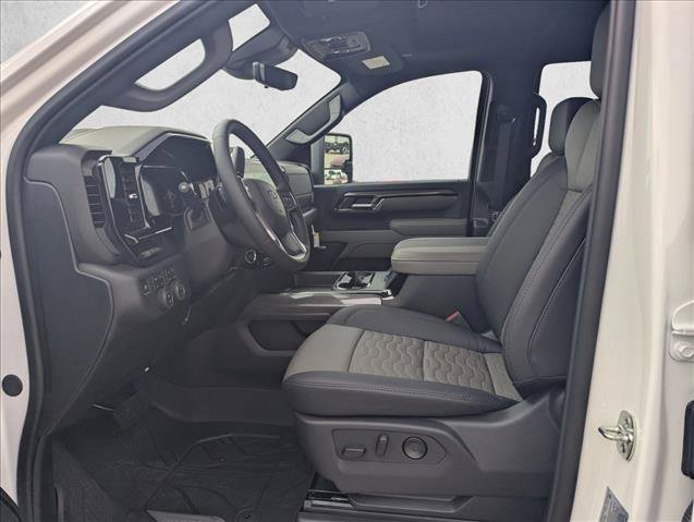 New 2026 Chevrolet Silverado 2500 ZR2 AWD/4WD image 4