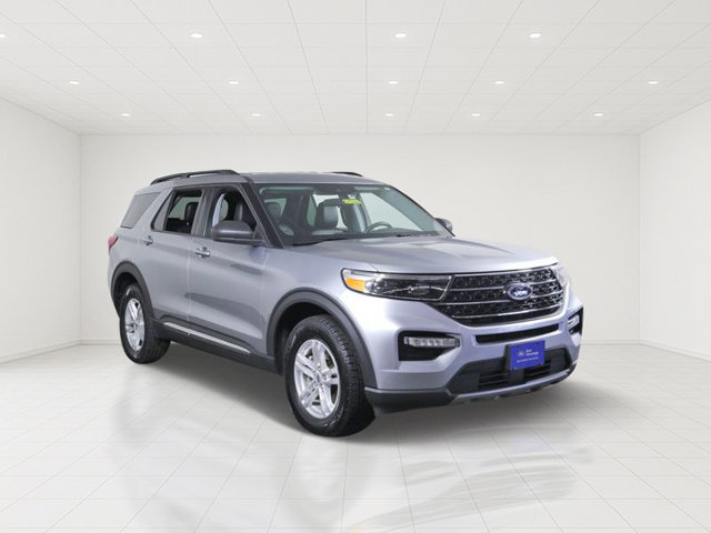 Certified 2024 Ford Explorer XLT w/ Equipment Group 202A