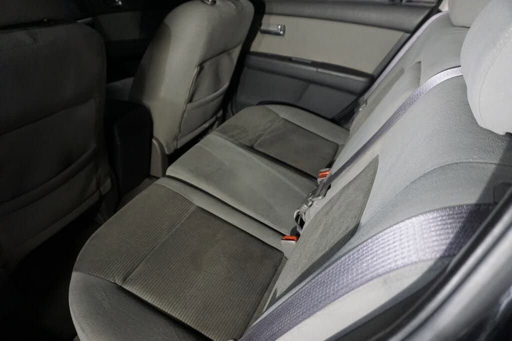 Used 2010 Nissan Sentra 2.0 S w/ Convenience Pkg FWD image 20