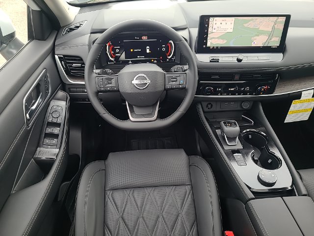 New 2026 Nissan Rogue Platinum AWD/4WD image 25
