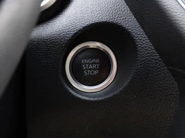 Certified 2023 Toyota Corolla Cross XLE image 30