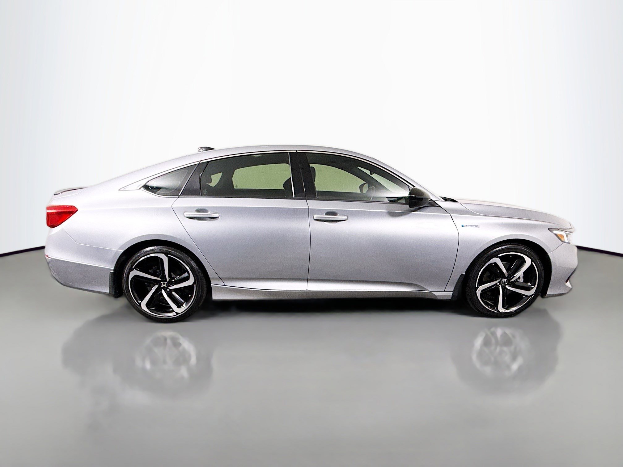 Used 2022 Honda Accord Sport image 11