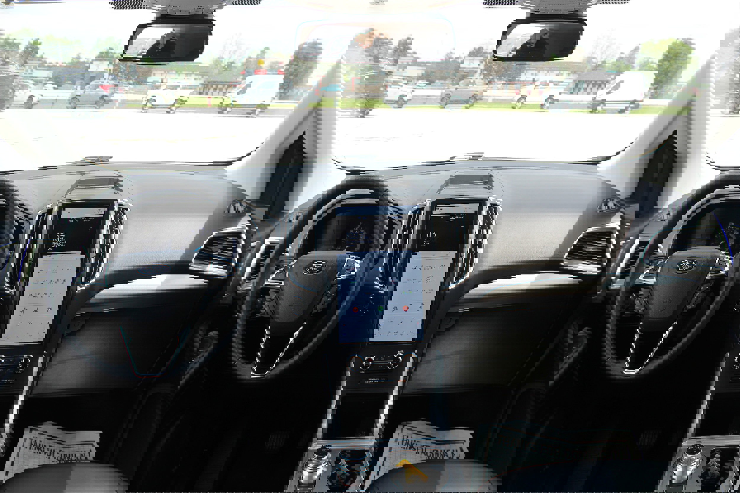 Used 2024 Ford Edge SEL image 19