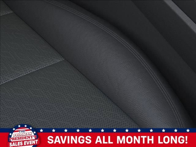 New 2026 Chevrolet Equinox LT w/ Convenience Package II image 21