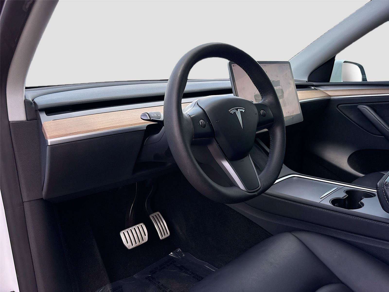 Used 2023 Tesla Model Y Performance AWD/4WD image 9