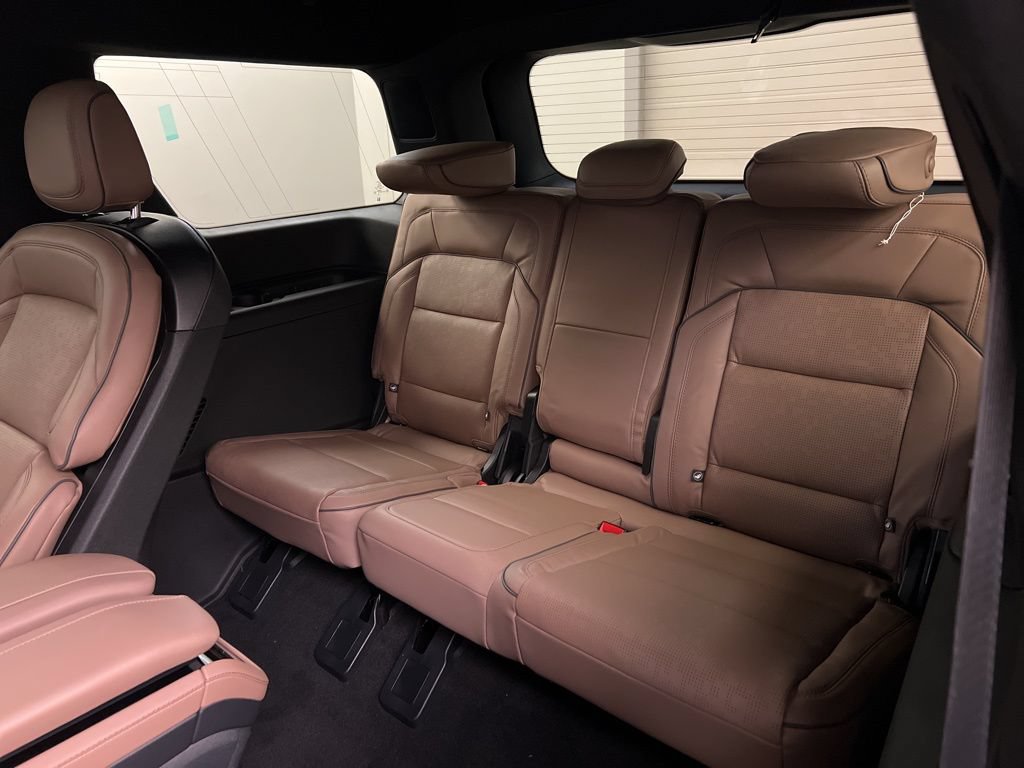 New 2025 Lincoln Navigator Black Label AWD/4WD image 34