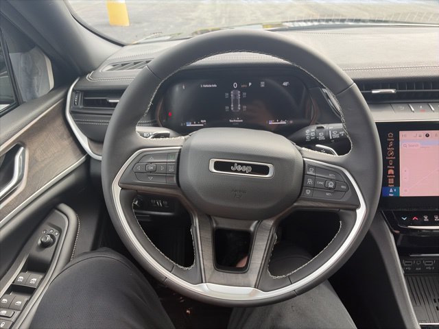 New 2026 Jeep Grand Cherokee Altitude AWD/4WD image 14