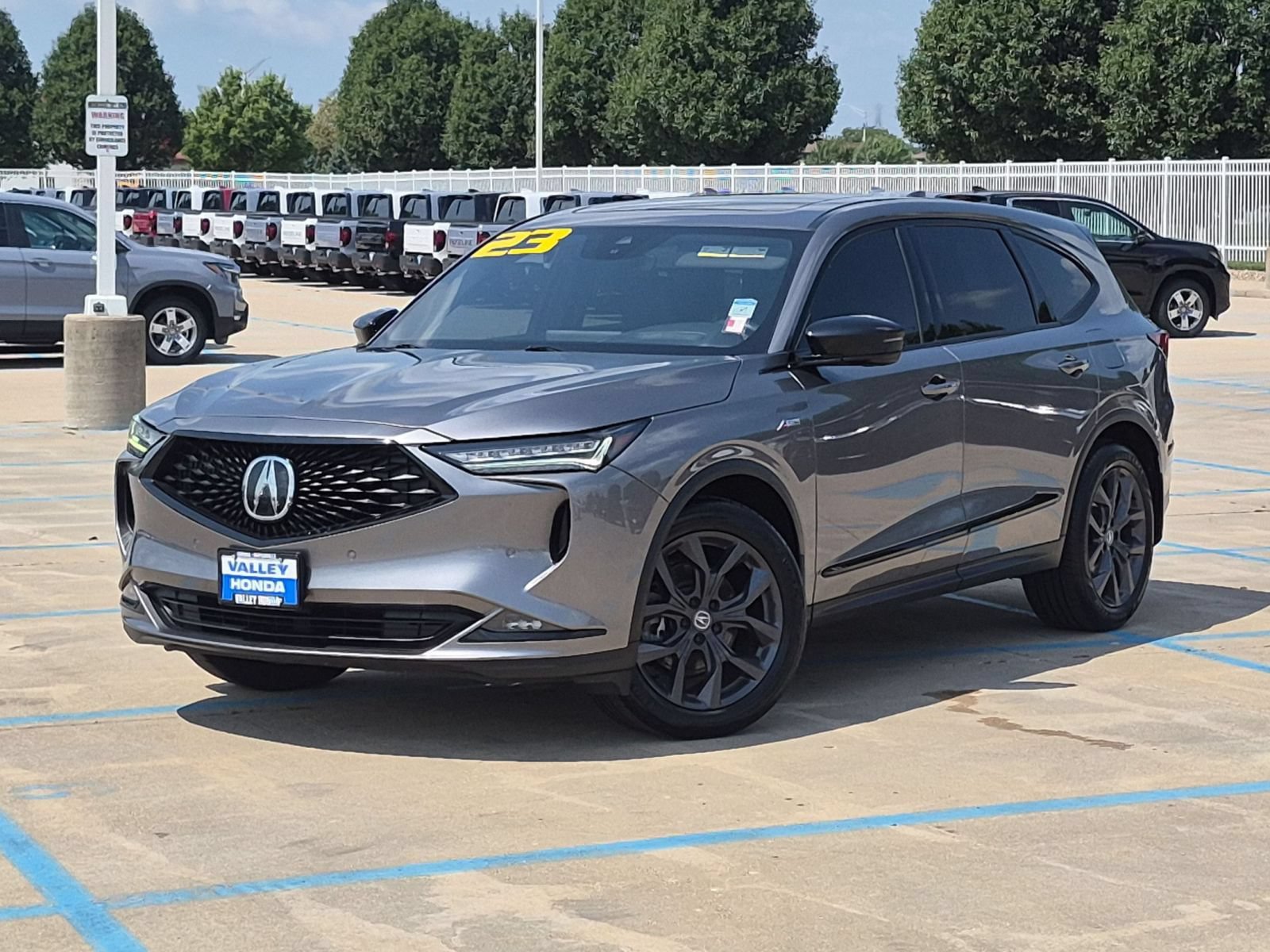 Used 2023 Acura MDX A-Spec AWD/4WD image 2