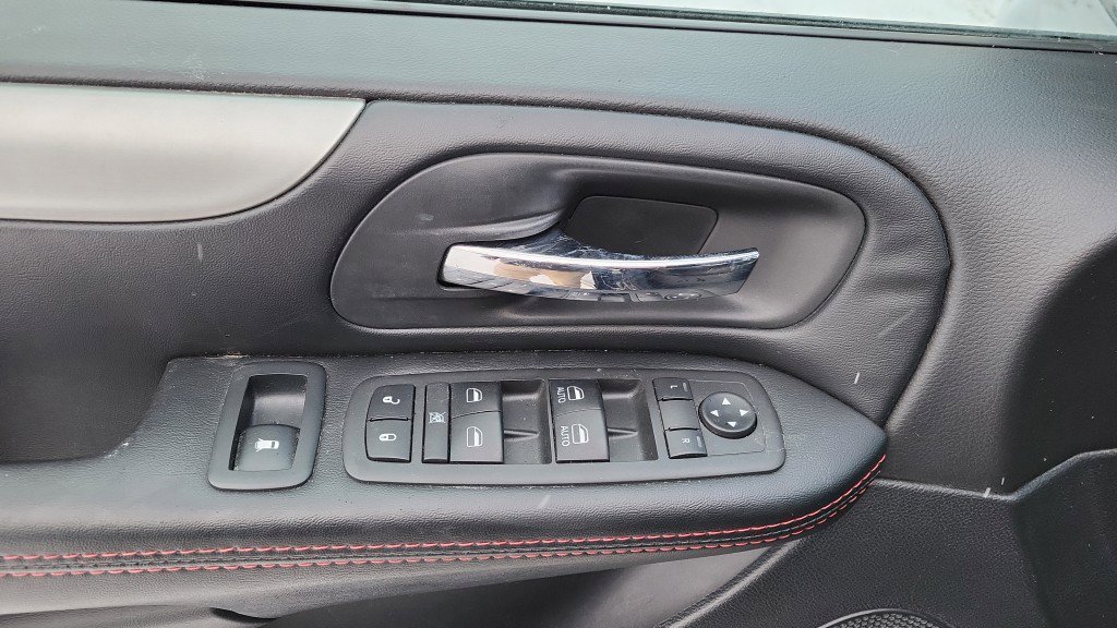 Used 2019 Dodge Grand Caravan GT image 15
