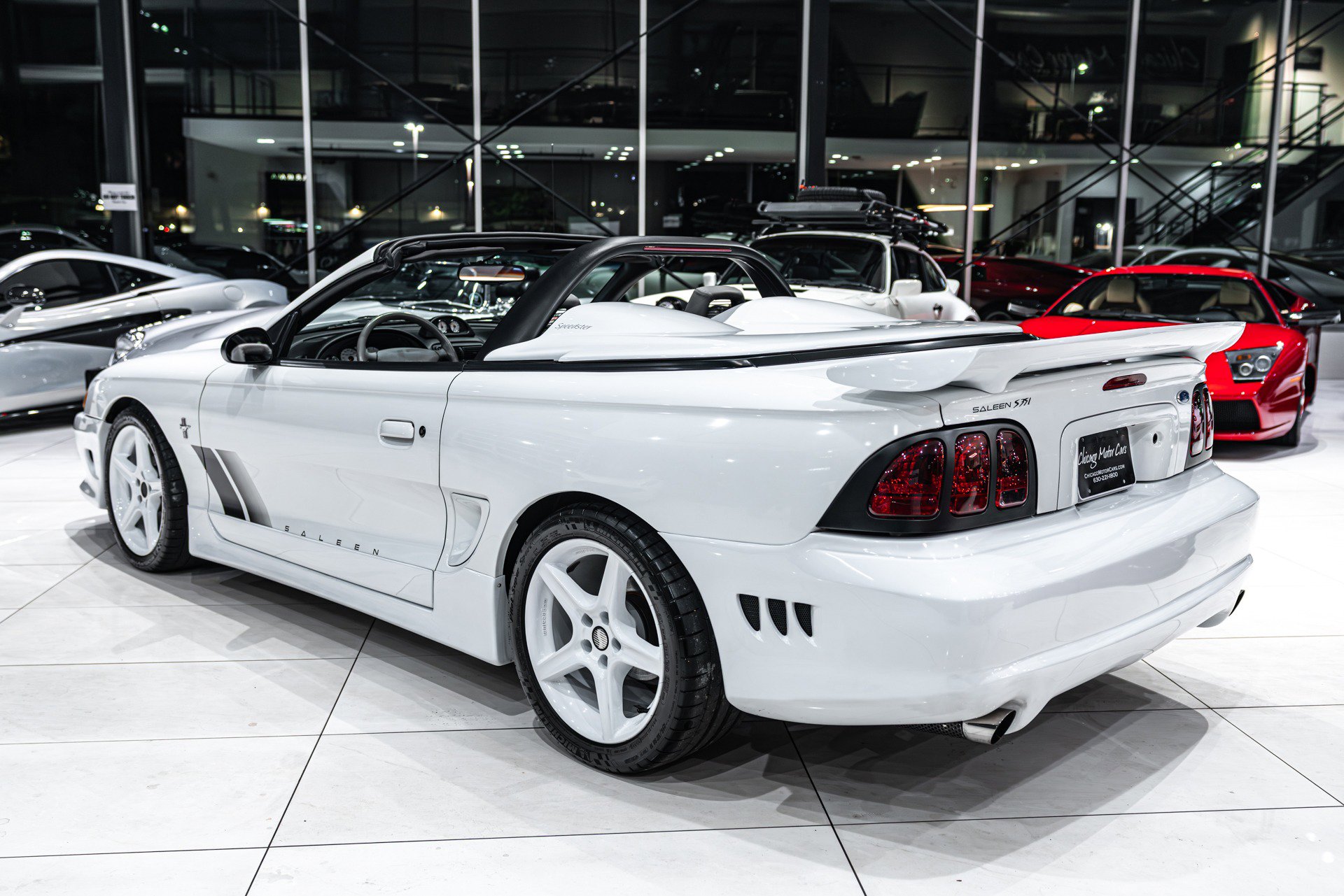 Used 1997 Ford Mustang Convertible image 2