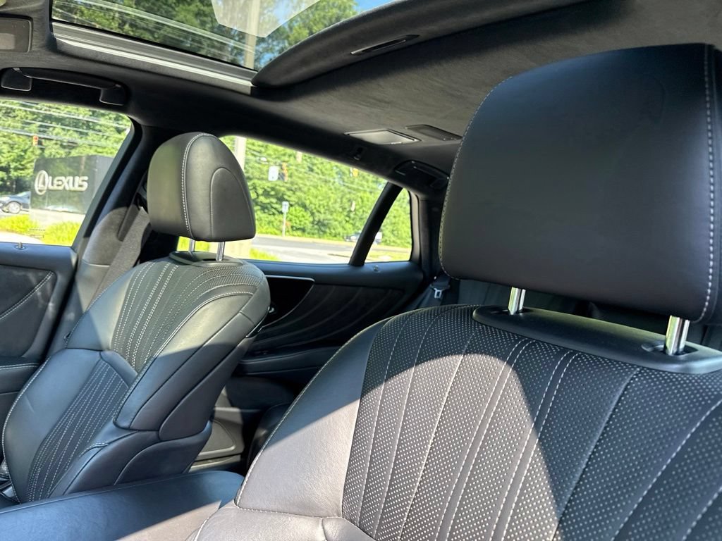 Used 2019 Lexus LS 500 w/ Interior Upgrade Package RWD image 12