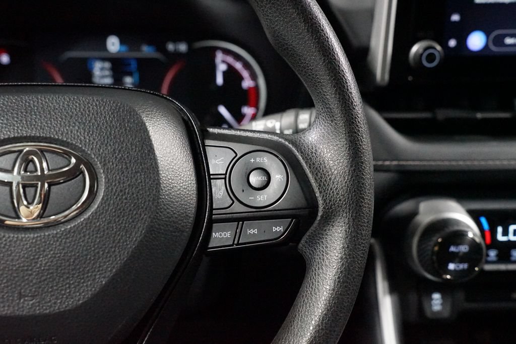Certified 2025 Toyota RAV4 XLE FWD image 13