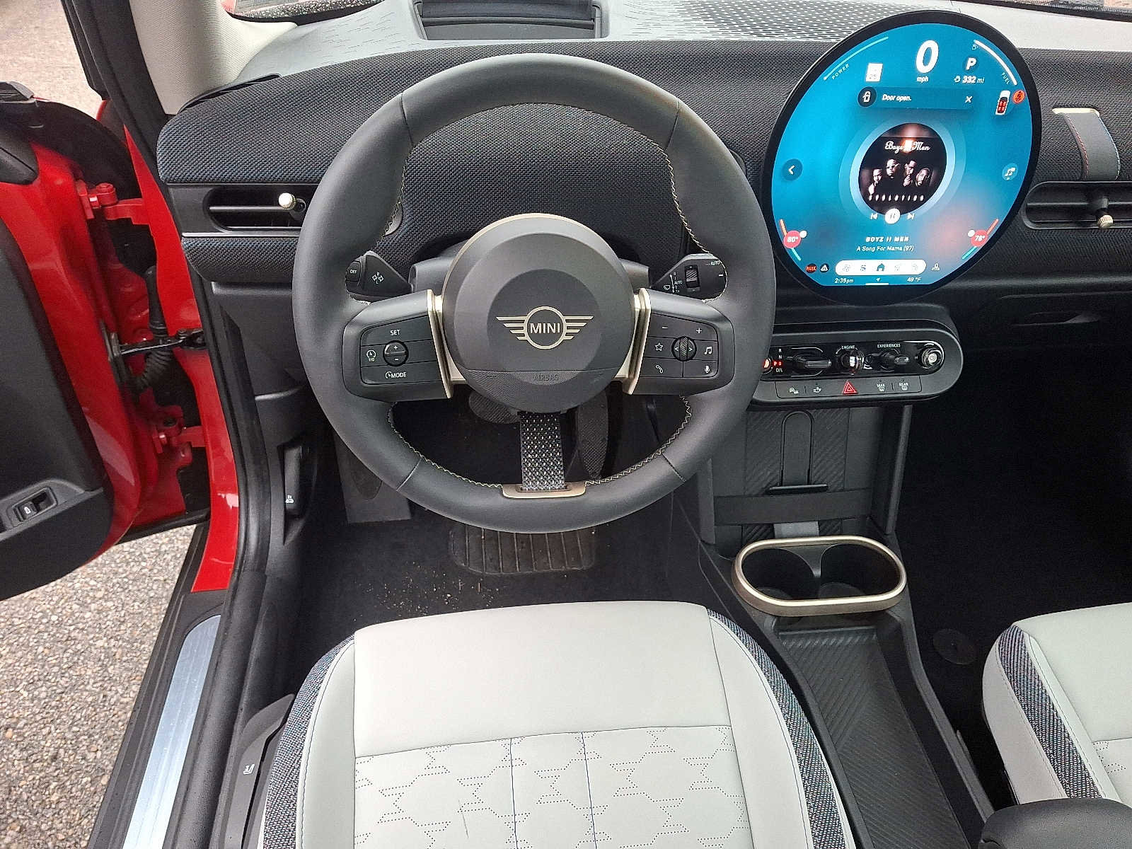 Used 2025 MINI Cooper 2-Door Hardtop image 11