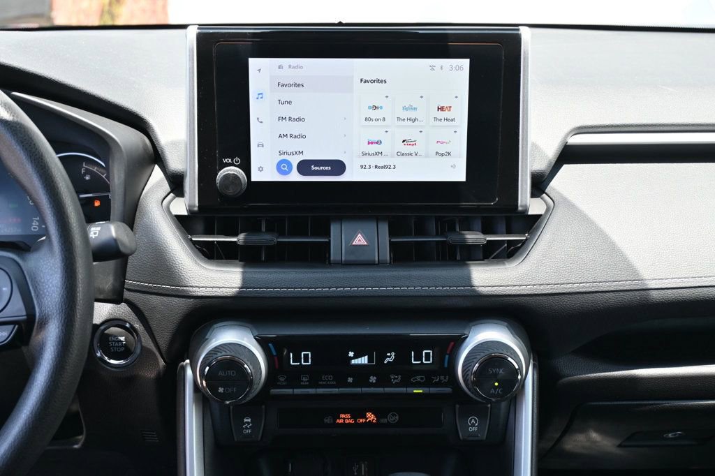 Used 2024 Toyota RAV4 XLE image 10
