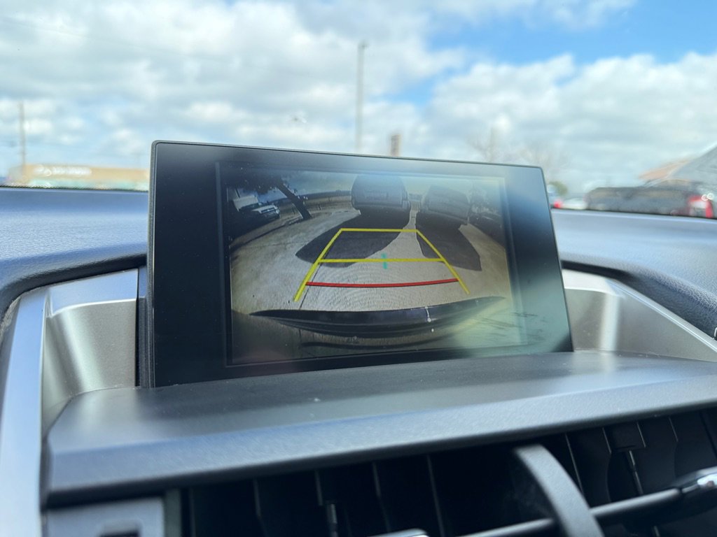 Used 2015 Lexus NX 200t FWD image 32