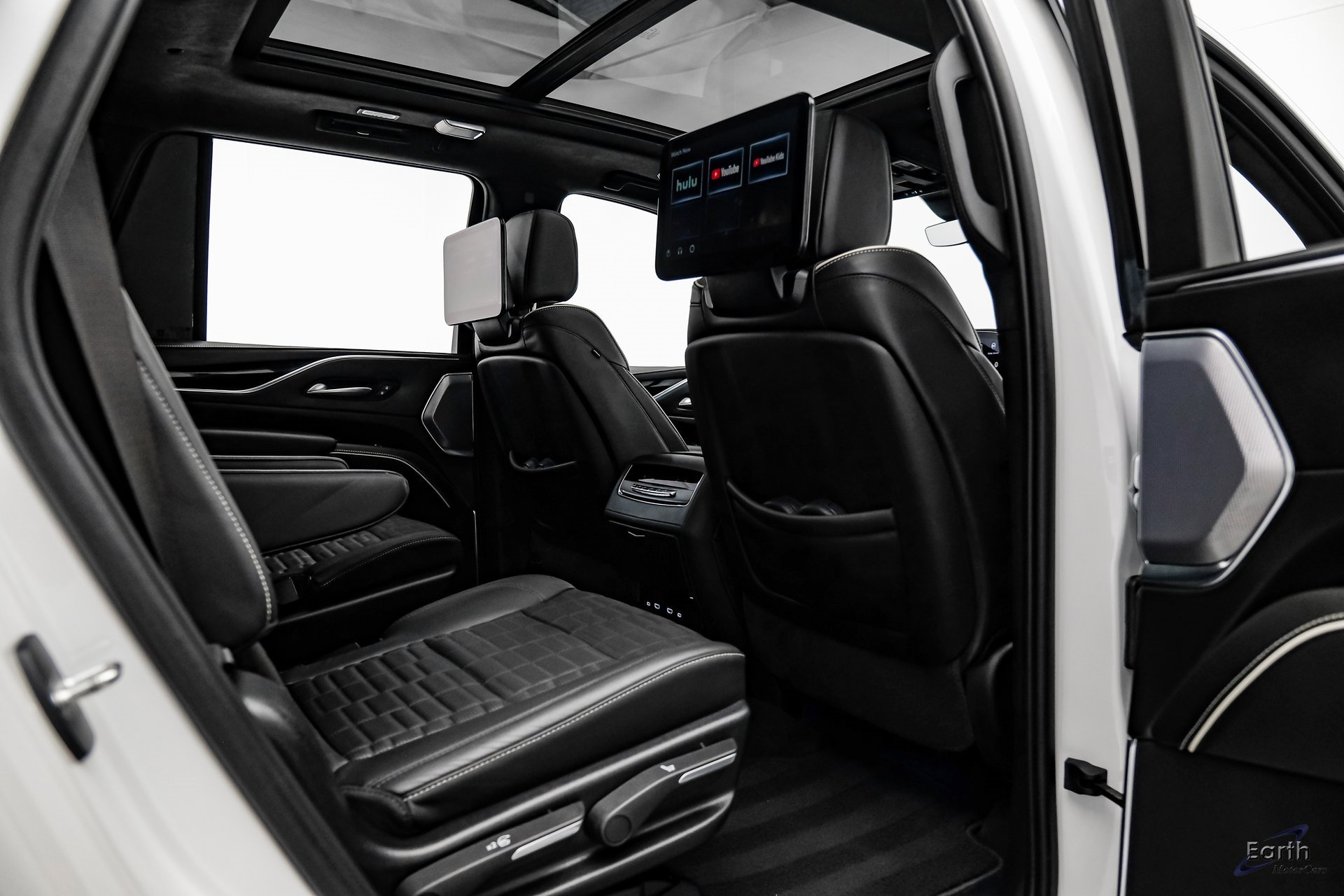 Used 2023 Cadillac Escalade V image 75