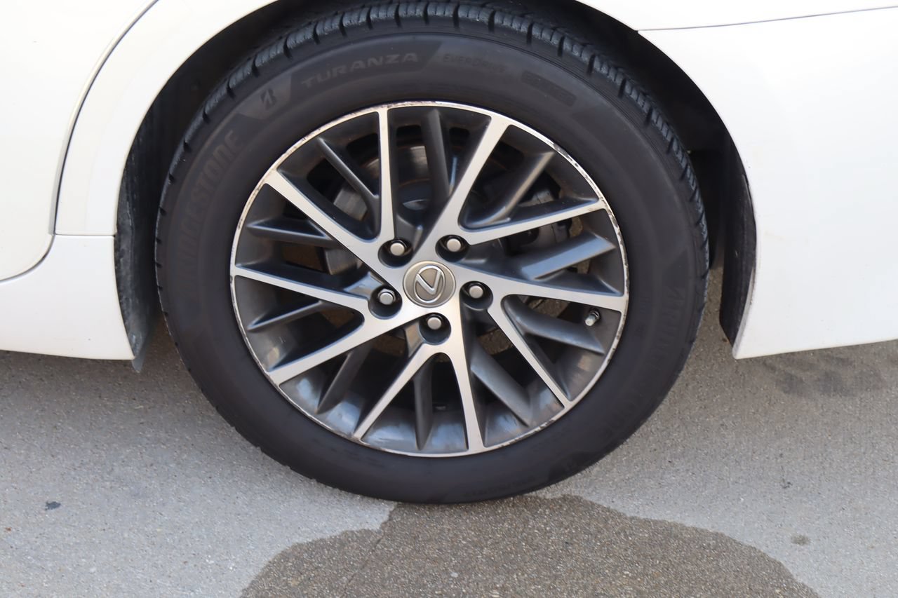 Used 2017 Lexus ES 350 w/ Luxury Package FWD image 29