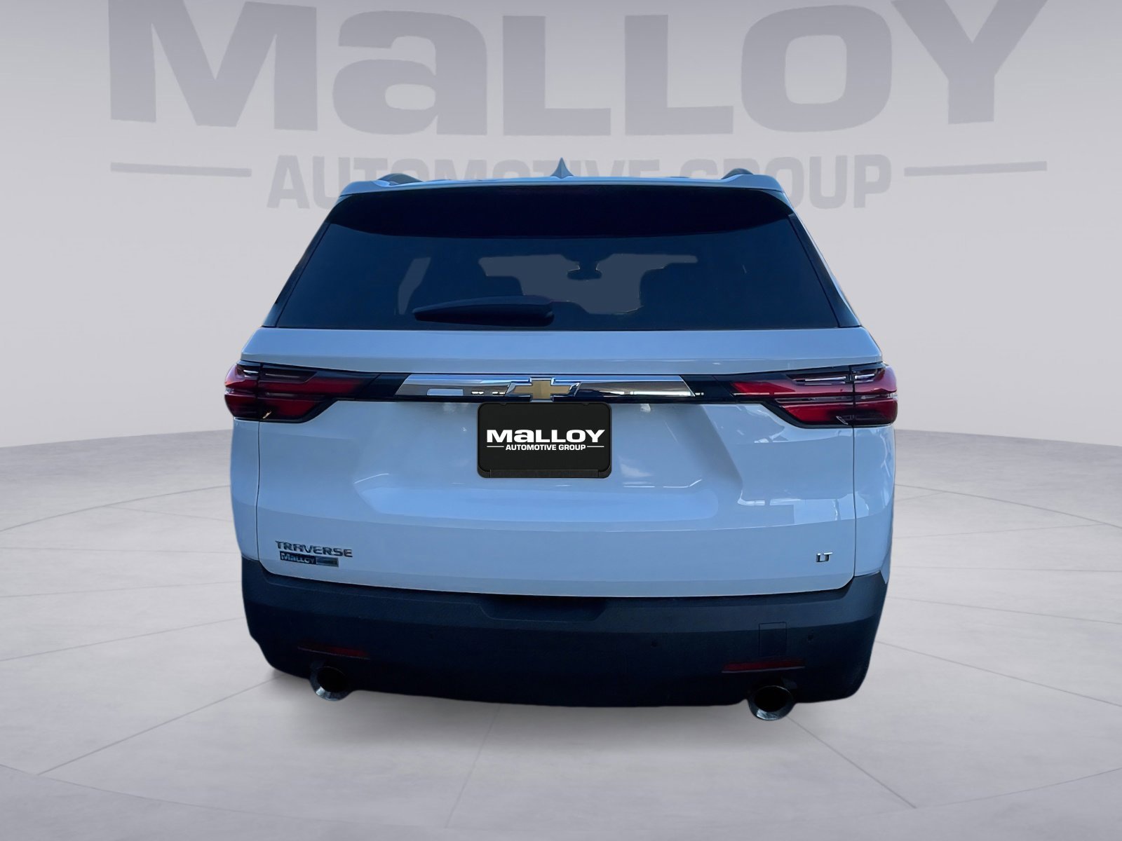 Used 2023 Chevrolet Traverse LT image 4