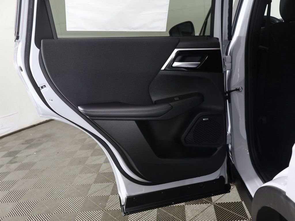 New 2026 Mitsubishi Outlander ES AWD/4WD image 24