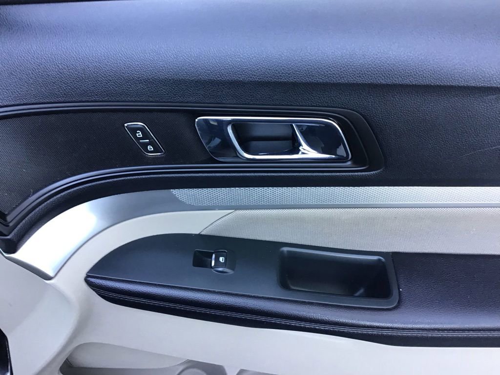 Used 2018 Ford Explorer 4WD image 13