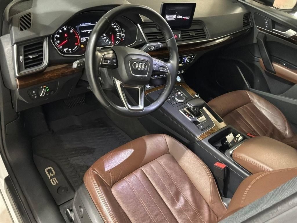 Used 2018 Audi Q5 2.0T Premium Plus w/ Convenience Package AWD/4WD image 16