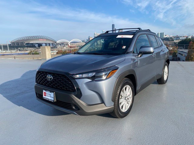 Certified 2024 Toyota Corolla Cross LE w/ Moonroof Package AWD/4WD image 7