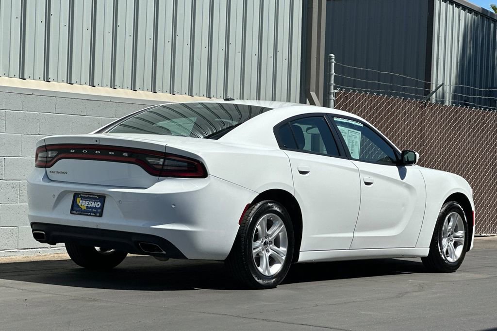 Used 2022 Dodge Charger SXT image 4