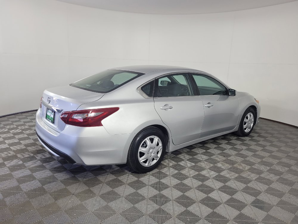 Used 2018 Nissan Altima 2.5 S w/ S Convenience Package FWD image 10