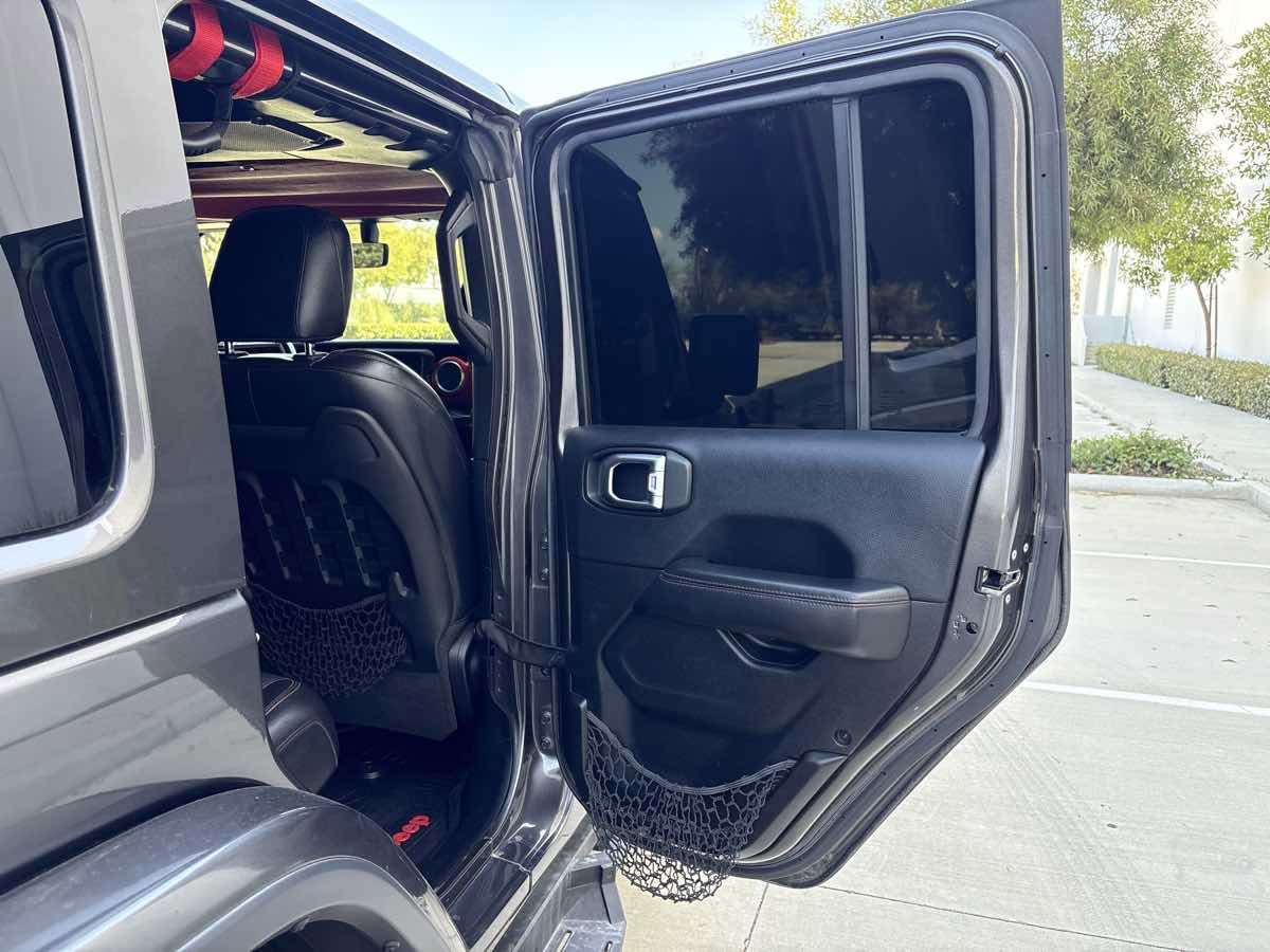Used 2018 Jeep Wrangler Unlimited Rubicon AWD/4WD image 13