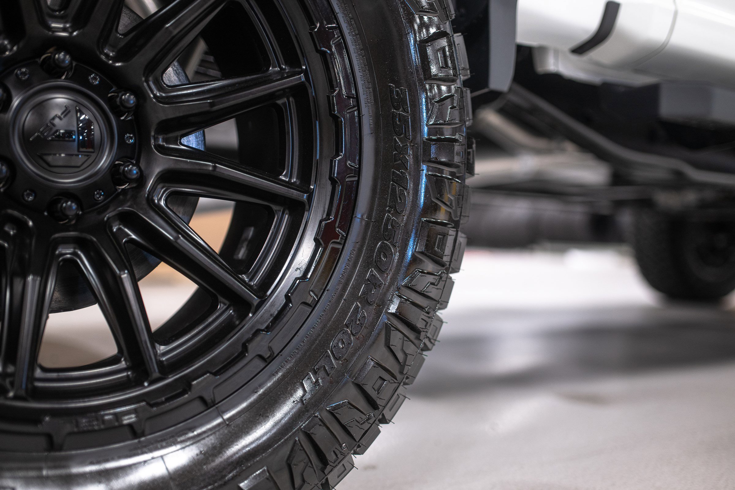 New 2025 Ford F150 Lariat w/ Equipment Group 501A Mid image 14