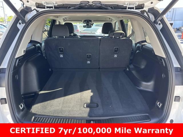 Used 2023 Jeep Grand Cherokee Laredo w/ Luxury Tech Group I AWD/4WD image 14