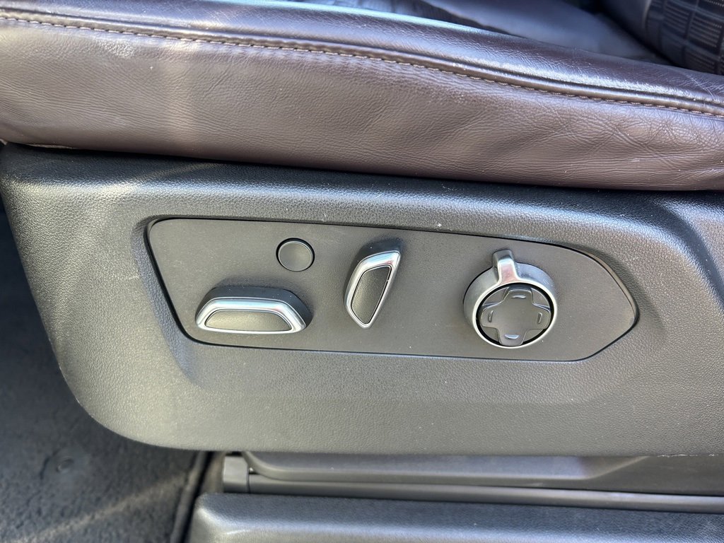 Used 2023 Cadillac Escalade ESV Sport Platinum image 55