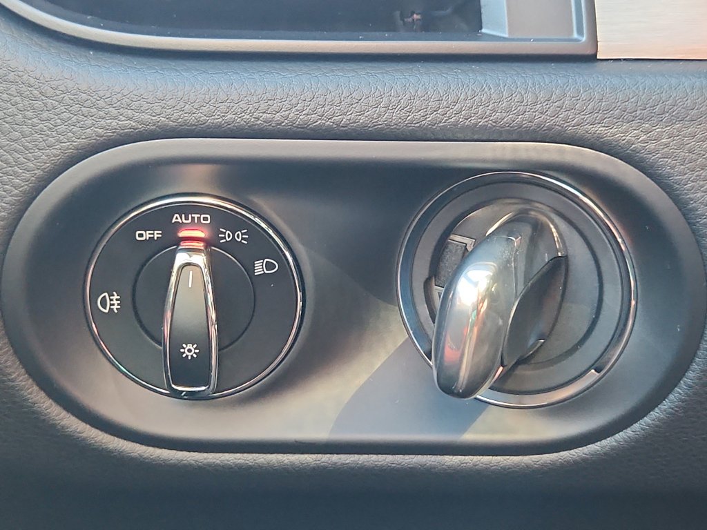 New 2026 Porsche Macan S image 20