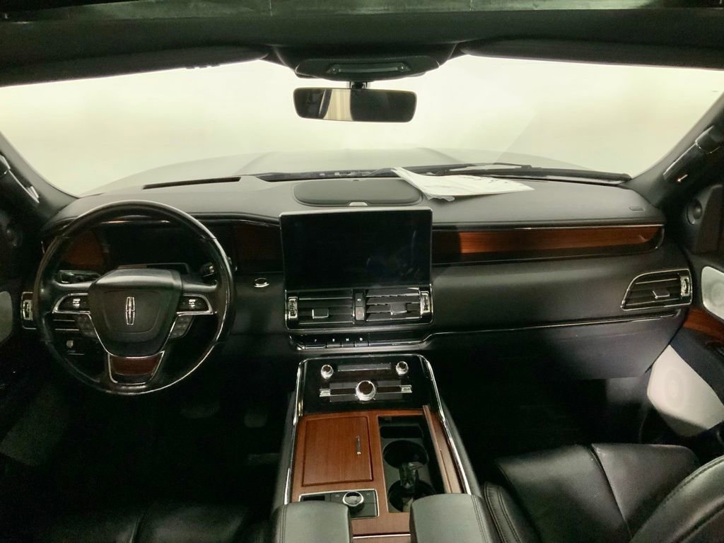 Used 2022 Lincoln Navigator Reserve image 22