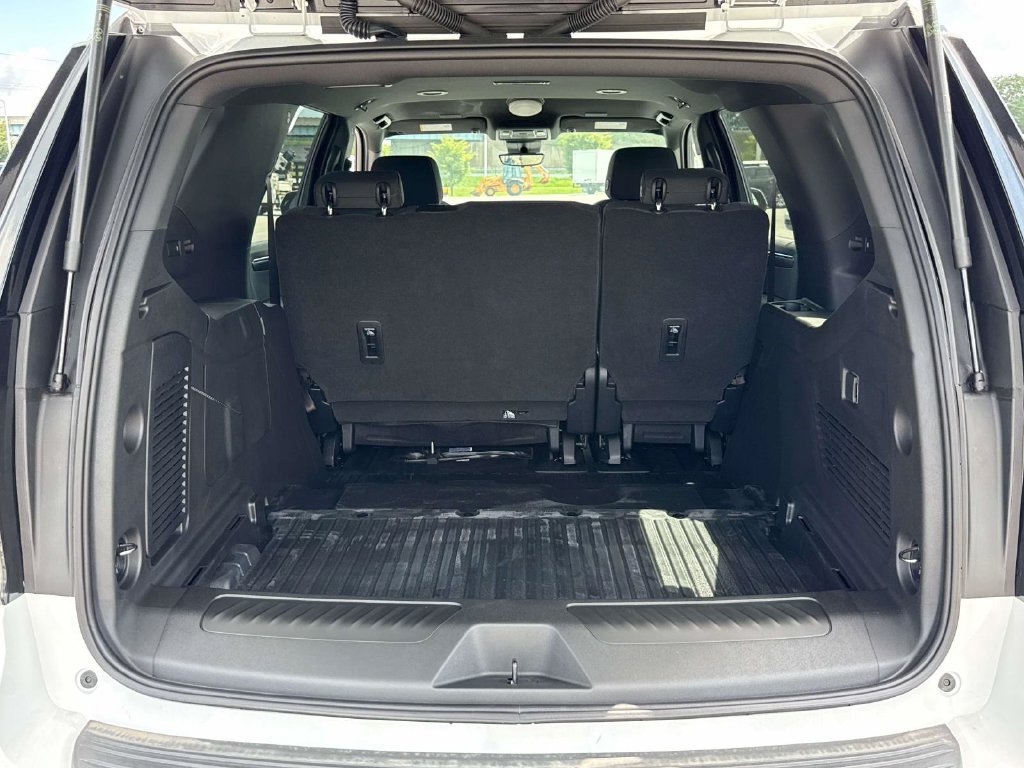 New 2026 Chevrolet Tahoe 4WD w/ 1FL Safety Package image 11