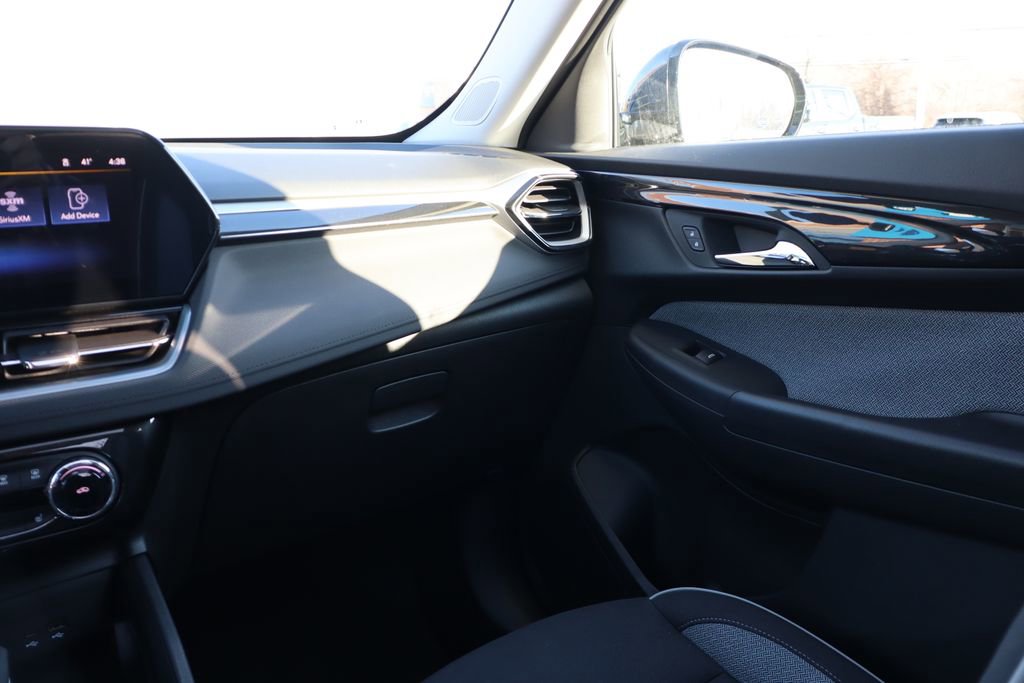 New 2026 Chevrolet TrailBlazer LT w/ Convenience Package image 37