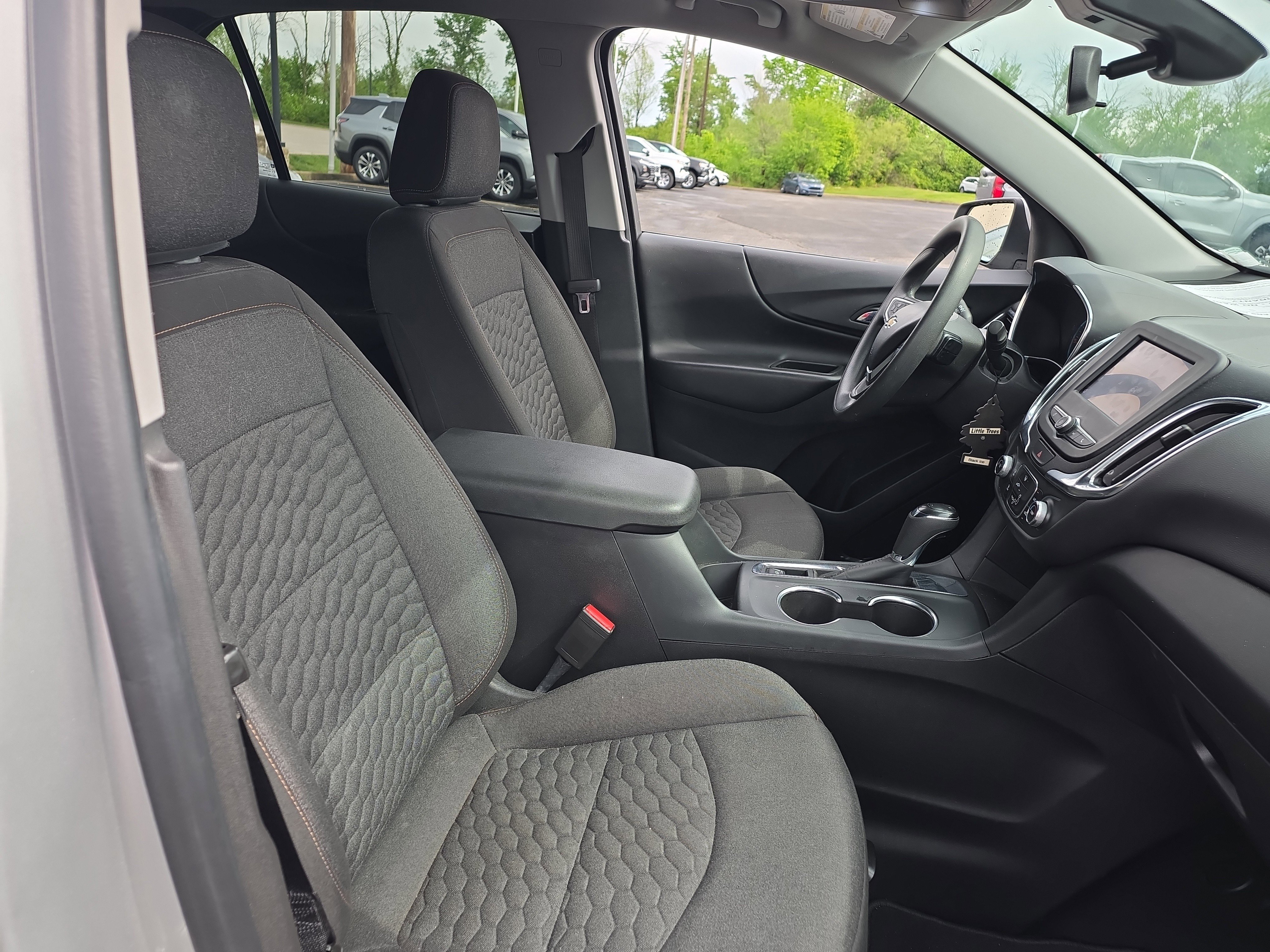 Used 2021 Chevrolet Equinox LT FWD image 9