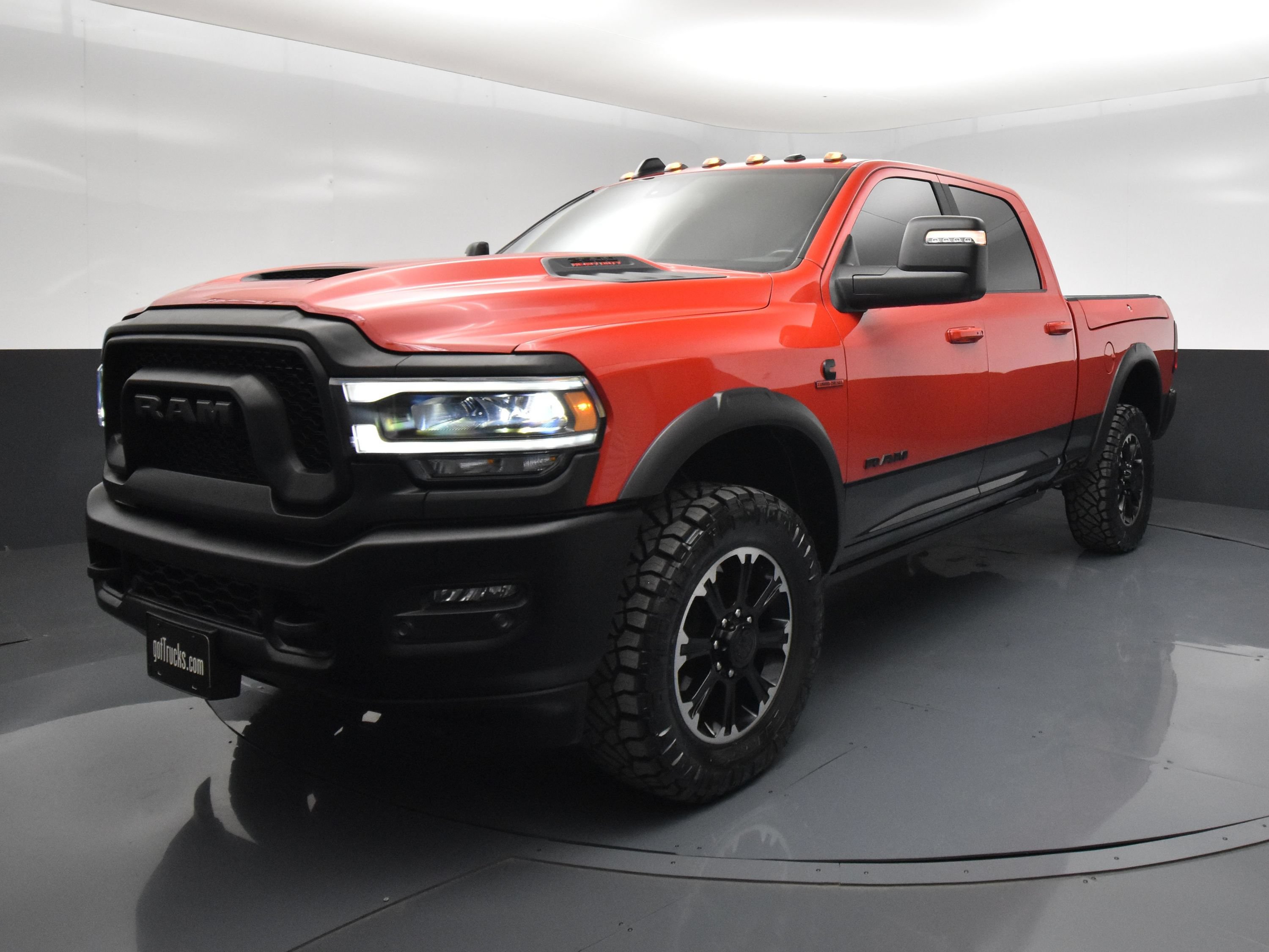 Used 2024 RAM 2500 Rebel AWD/4WD image 2