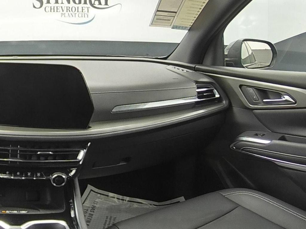 Used 2026 Chevrolet Traverse LT AWD/4WD image 18