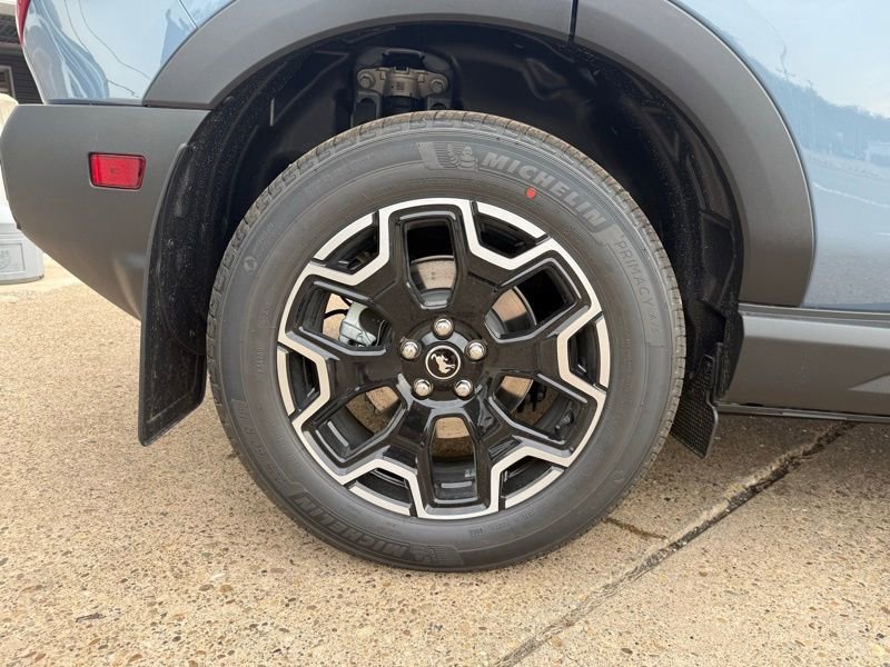 New 2025 Ford Bronco Sport Outer Banks w/ Outer Banks Tech Package+ image 9