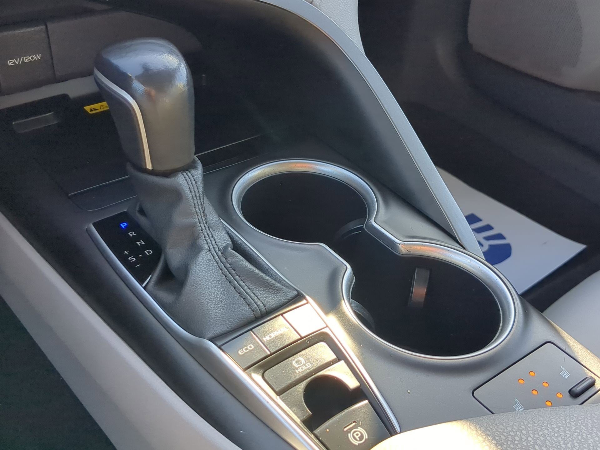 Used 2023 Toyota Camry XLE image 26