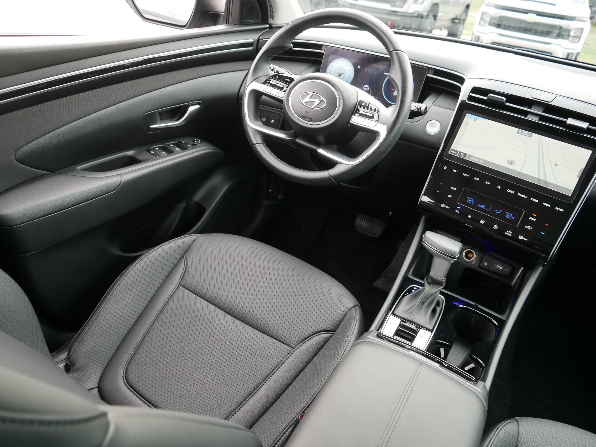 Used 2024 Hyundai Tucson SEL w/ Convenience Package AWD/4WD image 9