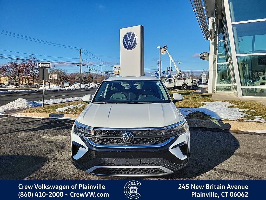 Certified 2023 Volkswagen Taos SE video 2