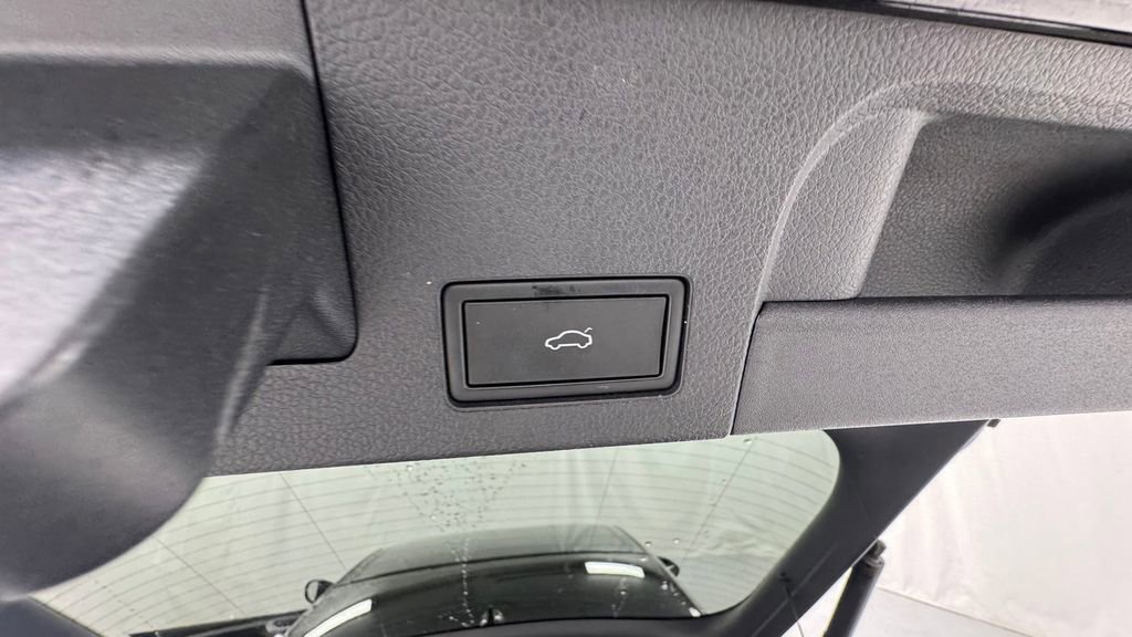 Used 2023 Volkswagen Arteon SEL Premium image 16