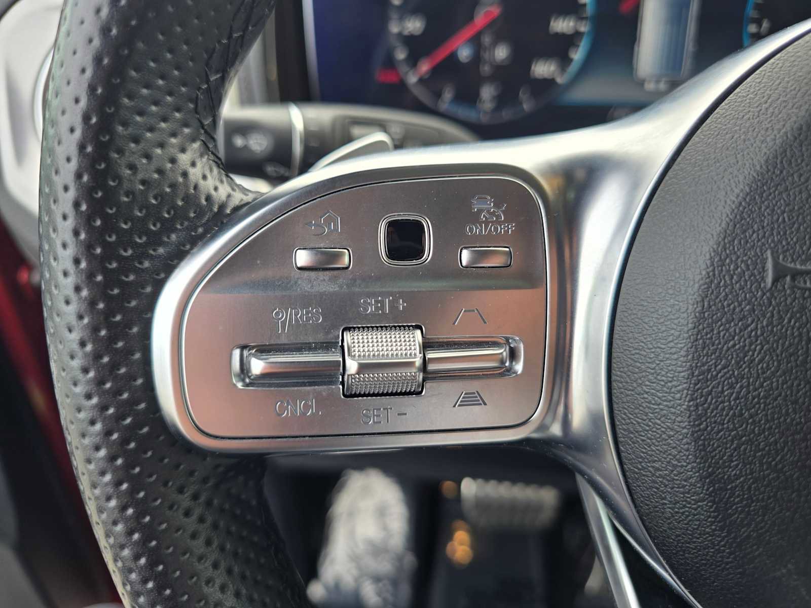 Used 2021 Mercedes-Benz G 550 image 27