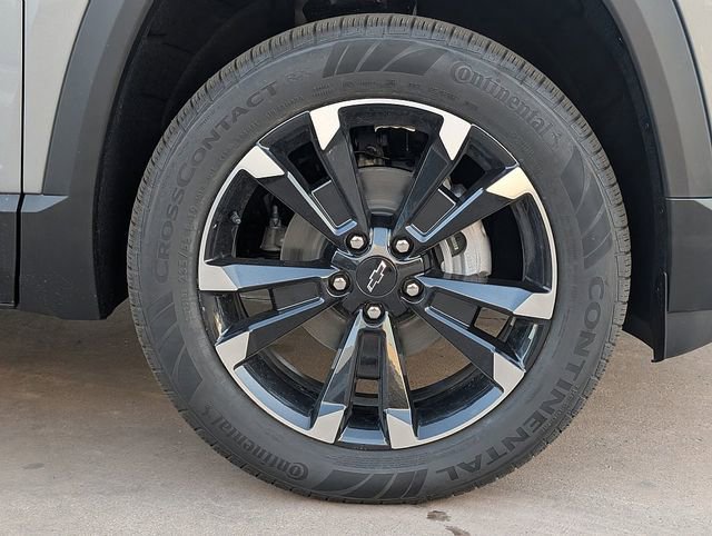 New 2026 Chevrolet Equinox RS w/ Safety and Technology Package FWD image 6