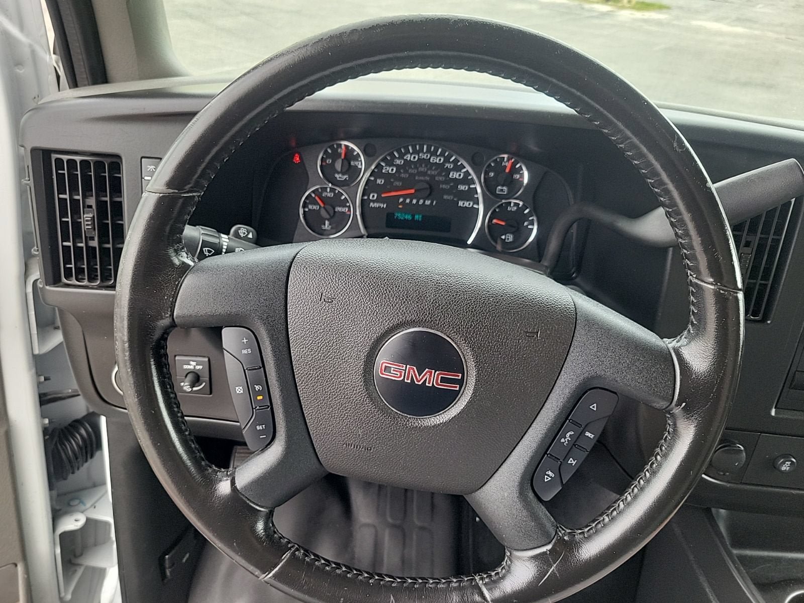 Used 2023 GMC Savana 3500 w/ Power Convenience Package RWD image 17