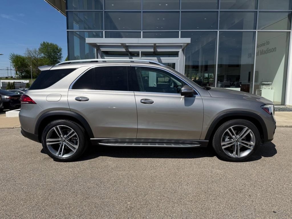 Used 2022 Mercedes-Benz GLE 350 4MATIC image 2