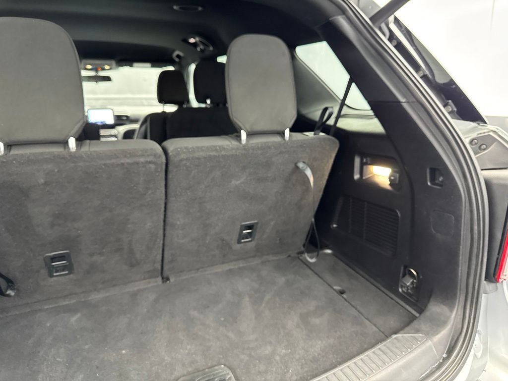 Used 2020 Ford Explorer XLT w/ Class III Trailer Tow Package AWD/4WD image 42