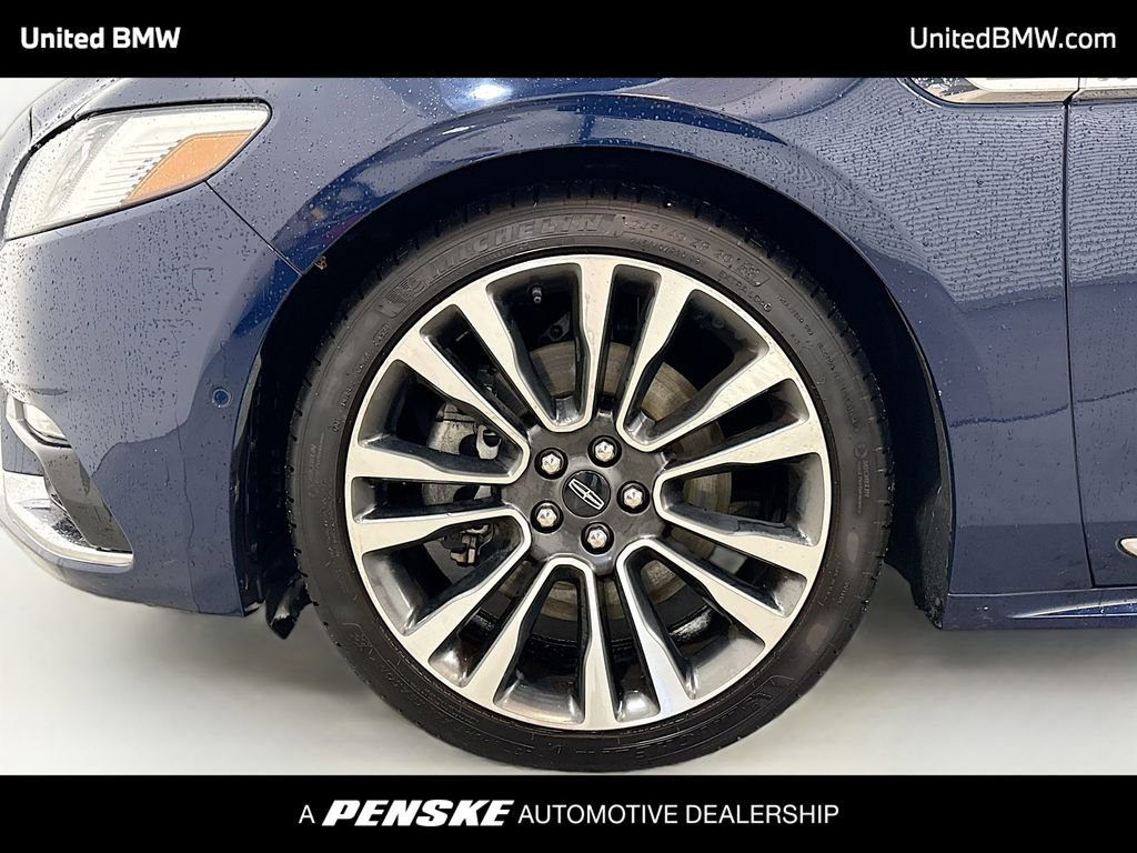 Used 2019 Lincoln Continental Reserve image 2